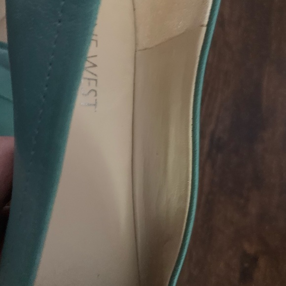 Nine West Flats - Picture 6 of 7